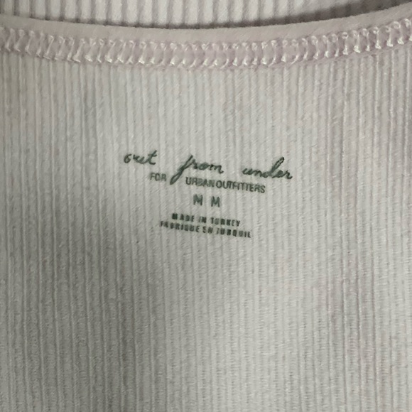 Urban halter top - Picture 3 of 3